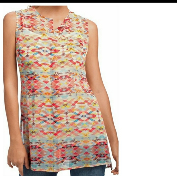 Cabi Avery Tunic Blouse - Picture 1 of 10